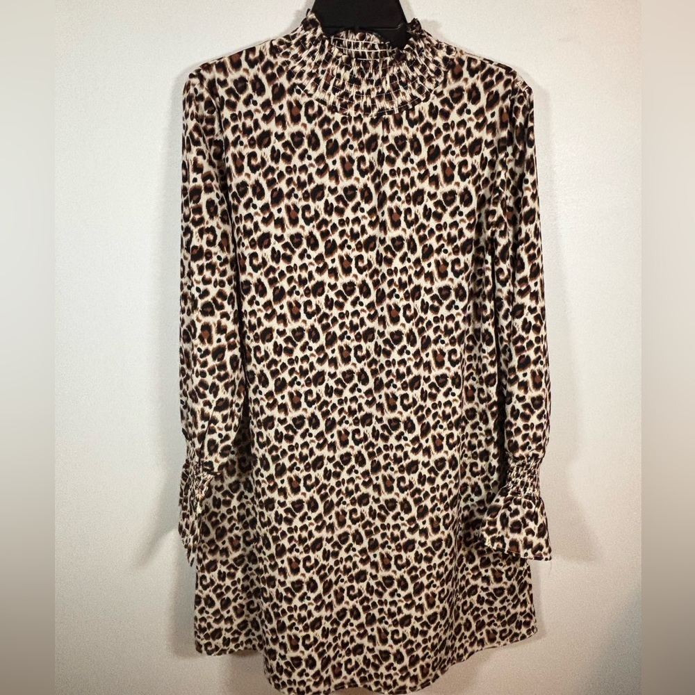 Solution Leopard Print Mock Neck Blouse Long Sleeve Ruffle Cuff Top Size M
